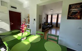 Design Apartment # Dob16 #Downtown #Nightlife